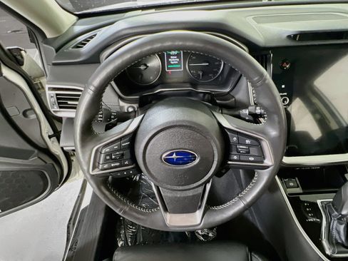 Used 2024 Subaru Outback Touring AWD/4WD image 11