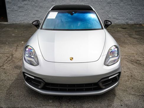Used 2023 Porsche Panamera 4 Platinum Edition image 6