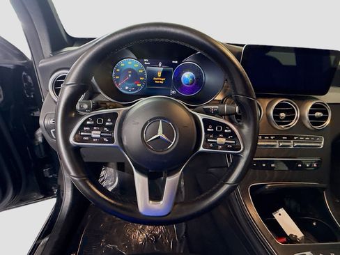 Used 2022 Mercedes-Benz GLC 300 image 13