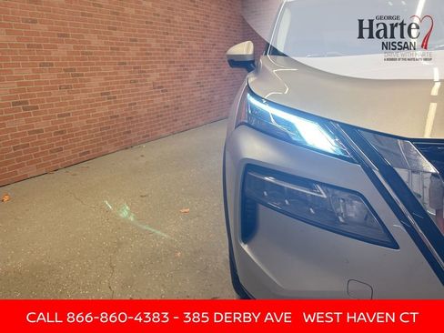 Certified 2022 Nissan Rogue SL image 38