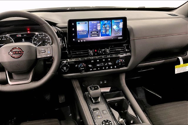 New 2026 Nissan Pathfinder Rock Creek w/ Rock Creek Premium Package AWD/4WD image 8