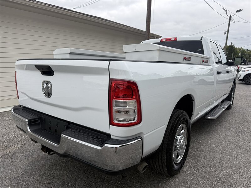 Used 2022 RAM 2500 Tradesman w/ Chrome Appearance Group RWD image 32