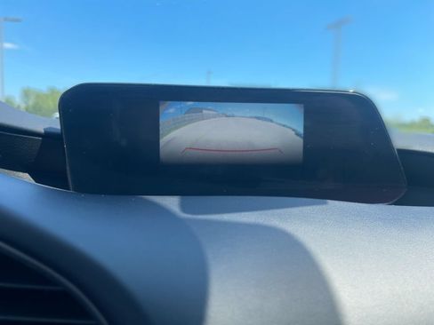 Used 2025 MAZDA MAZDA3 s FWD image 27