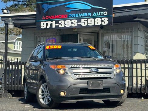 Used 2014 Ford Explorer XLT w/ Equipment Group 201A image 1