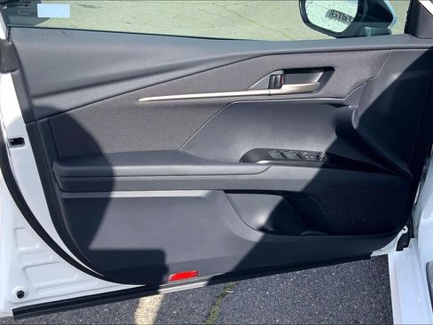 New 2026 Toyota Camry LE image 10