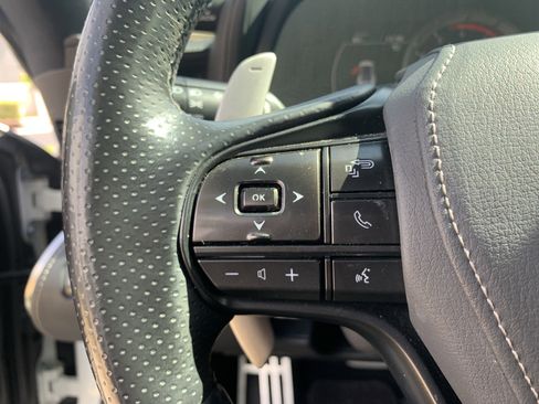 Used 2018 Lexus LC 500 Coupe w/ Touring Package image 19