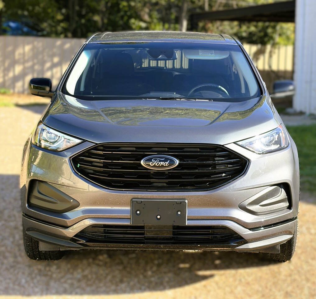 Used 2023 Ford Edge SE w/ Black Appearance Package AWD/4WD image 4