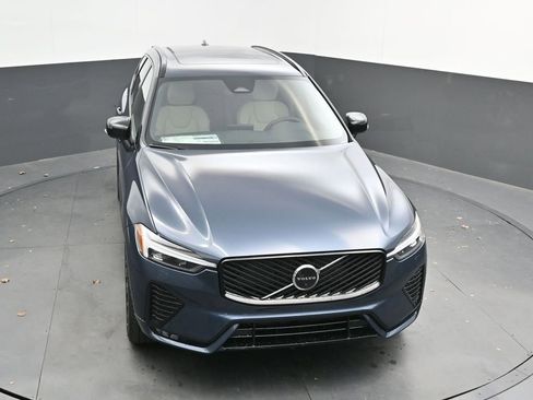 New 2026 Volvo XC60 B5 Plus AWD/4WD image 29