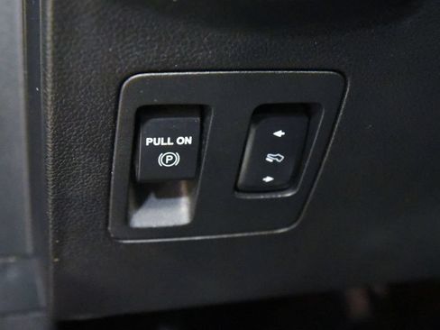 Used 2021 Ford Expedition Max Platinum AWD/4WD image 32