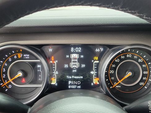 Certified 2019 Jeep Wrangler Unlimited Sport S AWD/4WD image 9