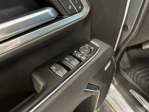 Used 2025 Chevrolet Silverado 2500 LTZ w/ LTZ Convenience Package image 12