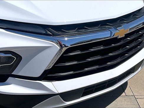 Used 2025 Chevrolet Blazer LT FWD image 33