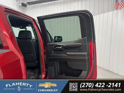 Used 2024 GMC Sierra 1500 AT4 w/ AT4 Premium Package image 12