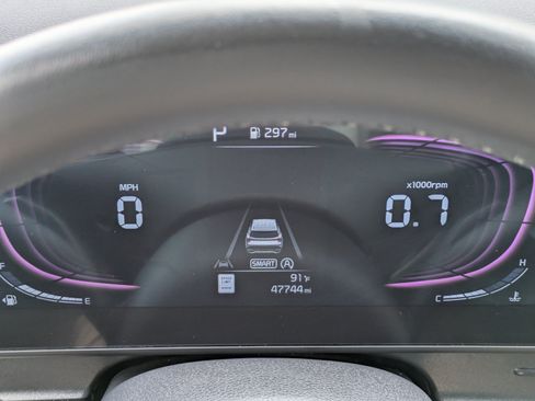 Certified 2025 Kia Sportage EX FWD image 22