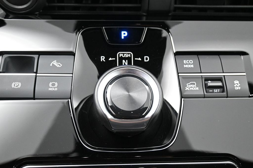 Used 2025 Toyota bZ4X AWD w/ Weather Package image 23