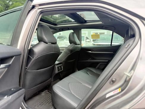 Used 2018 Toyota Camry XSE w/ Driver Assist Package FWD image 28
