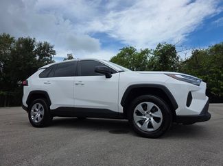 Used 2023 Toyota RAV4 LE FWD video 1
