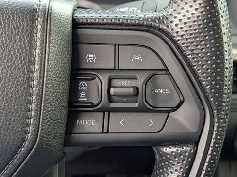 Used 2025 Toyota Tacoma SR5 image 20