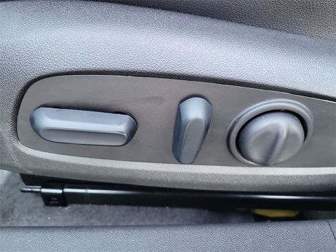 Used 2024 Chevrolet Malibu LT image 17