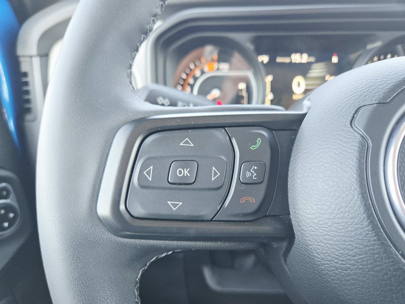 Used 2025 Jeep Wrangler Unlimited Sport AWD/4WD image 23