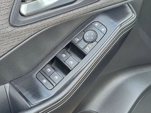 Used 2023 Nissan Rogue SV FWD image 23