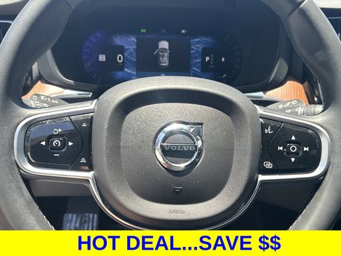 Used 2023 Volvo XC60 B5 Plus w/ Protection Package Premier AWD/4WD image 17