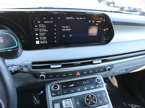 Used 2023 Hyundai Palisade SEL image 27