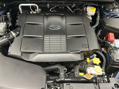 Used 2018 Subaru Outback 3.6R Limited AWD/4WD image 27