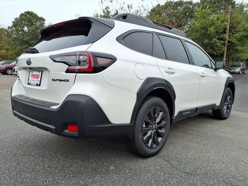 New 2025 Subaru Outback Onyx Edition image 4