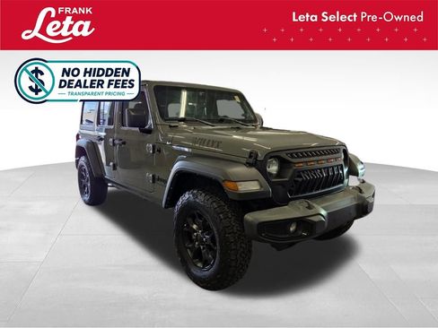 Used 2021 Jeep Wrangler Unlimited Sport AWD/4WD image 9