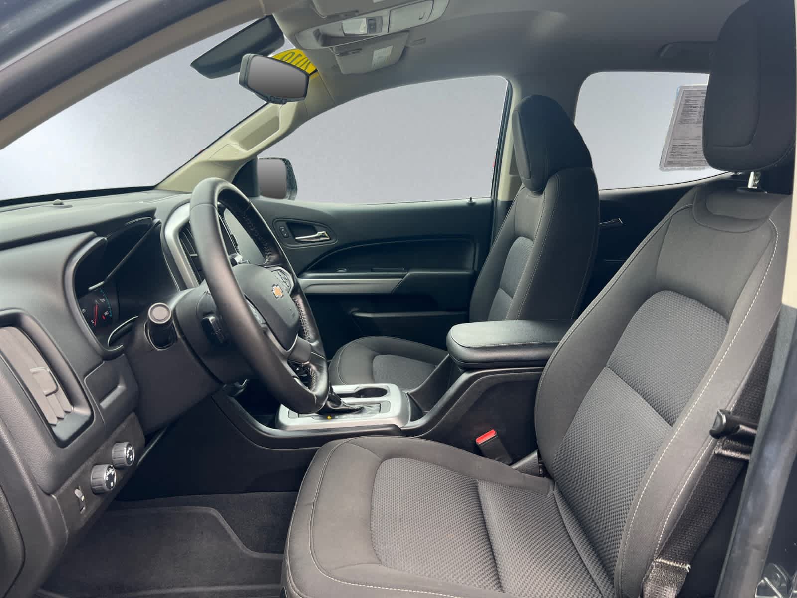 Used 2019 Chevrolet Colorado LT AWD/4WD image 9