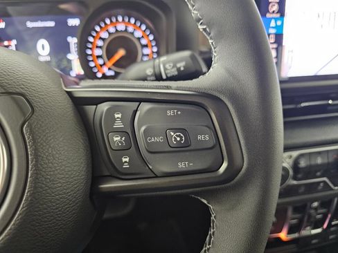 New 2026 Jeep Gladiator Sport AWD/4WD image 30