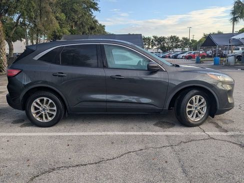 Used 2020 Ford Escape SE FWD image 25