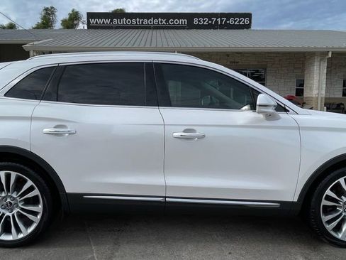 Used 2016 Lincoln MKX Reserve w/ Luxury Package FWD image 7