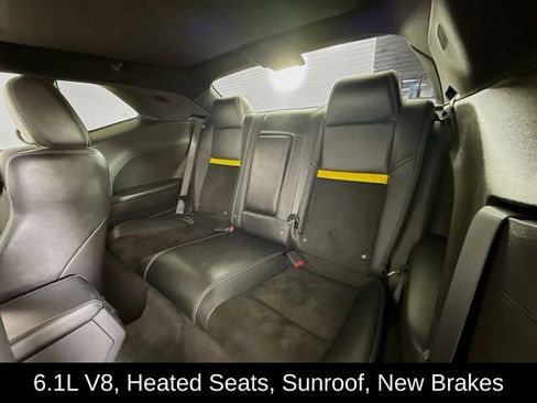 Used 2010 Dodge Challenger SRT8 w/ Special Edition Group image 25