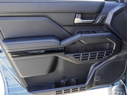 New 2026 Toyota 4Runner Limited AWD/4WD image 20