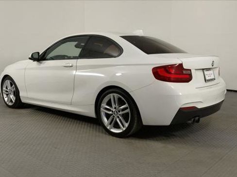 Used 2017 BMW 230i Coupe image 4