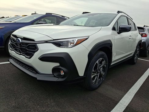 New 2026 Subaru Crosstrek 2.0i Premium image 2