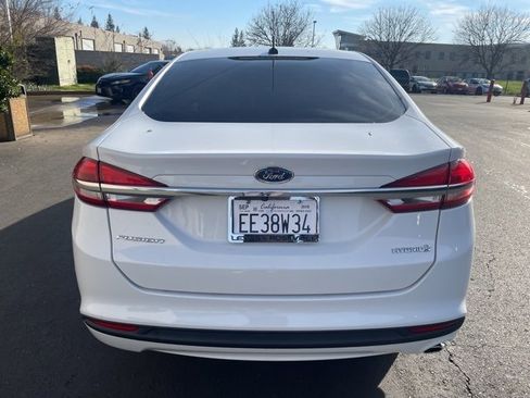 Used 2018 Ford Fusion S image 5