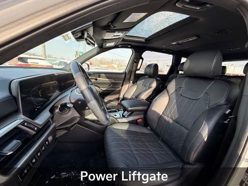 Used 2023 Kia Telluride EX X-Line image 19