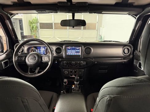 Used 2023 Jeep Wrangler Unlimited Sport AWD/4WD image 24