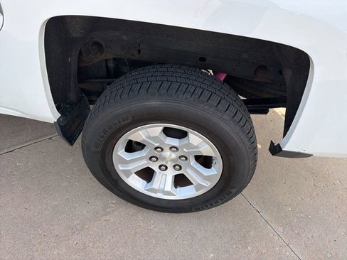 Used 2018 Chevrolet Silverado 1500 LT w/ All Star Edition AWD/4WD image 24