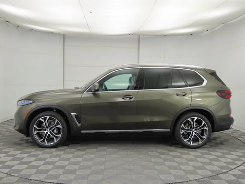 Used 2026 BMW X5 sDrive40i w/ Climate Comfort Package RWD image 9