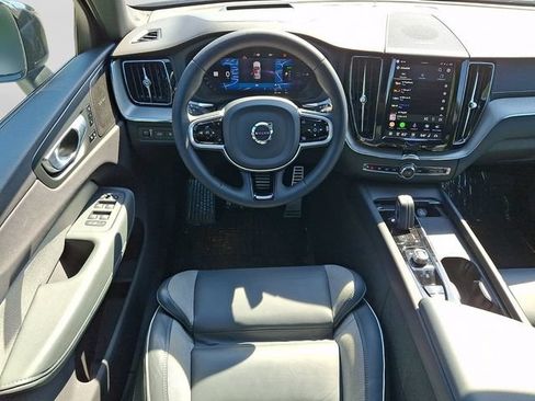 Used 2022 Volvo XC60 T8 R-Design w/ Advanced Package AWD/4WD image 13