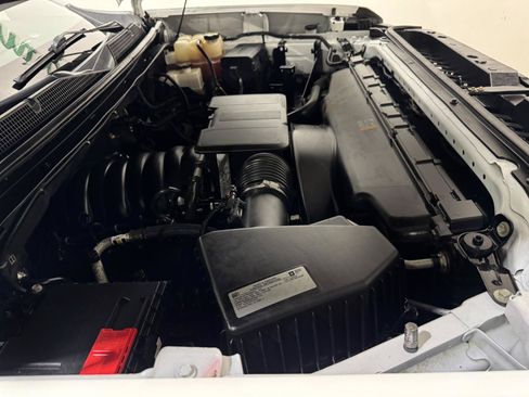 Used 2021 Chevrolet Silverado 2500 Custom w/ Custom Value Package AWD/4WD image 45