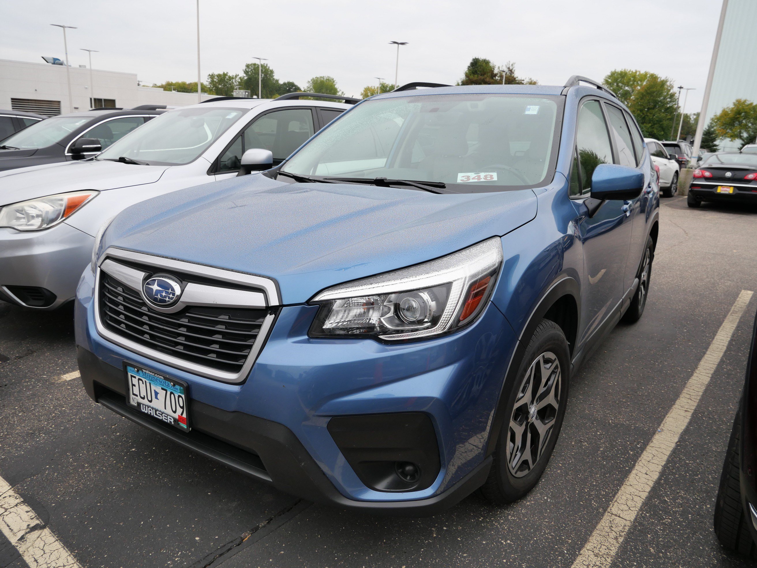 Used 2020 Subaru Forester Premium AWD/4WD image 3