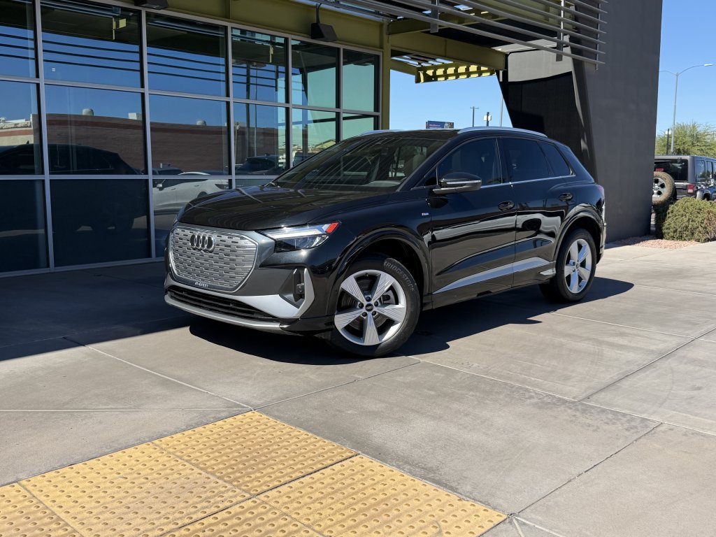 Used 2024 Audi Q4 e-tron Premium Plus w/ Premium Plus AWD/4WD image 1