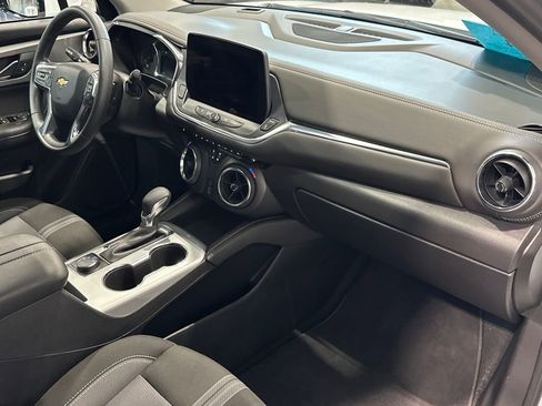 Used 2025 Chevrolet Blazer LT image 35