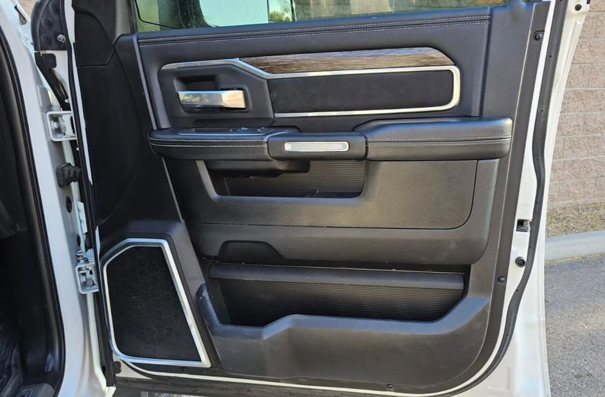 Used 2019 RAM 3500 Laramie AWD/4WD image 44