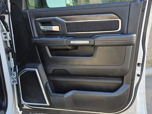 Used 2019 RAM 3500 Laramie image 44